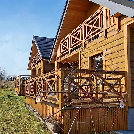 3 Bedroom Cozy In *